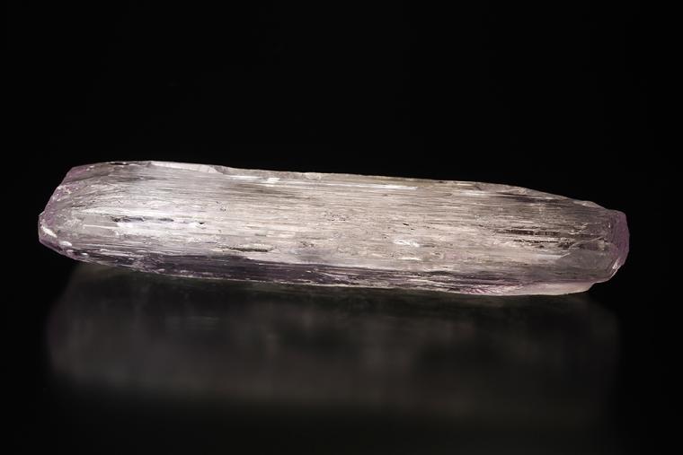 SPODUMENE var. Kunzite